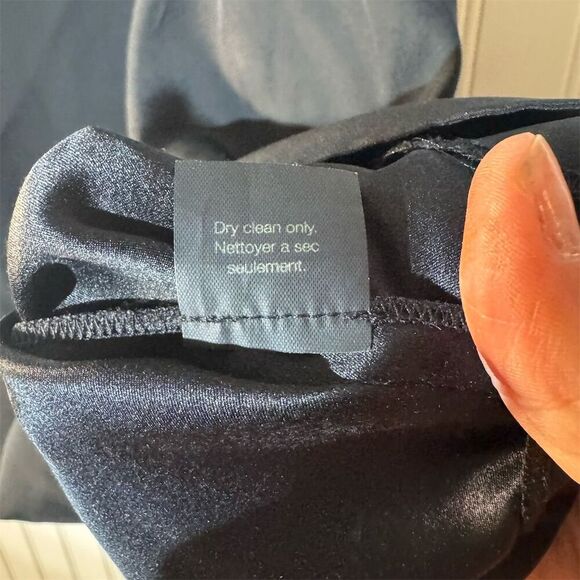 Cynthia Steffe 100% Silk Little Black Dress Sz 4 Ruffle Bow Detail Classic Chic‎ - Picture 9 of 10